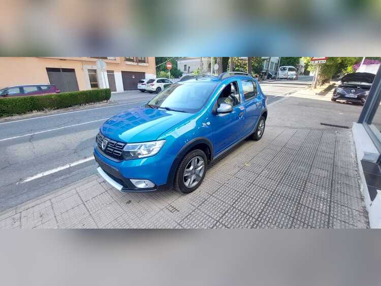 Dacia Sandero Stepway TCE 90 CV foto 9